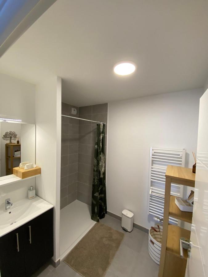 Charmant Appartement Neuf Et Confortable Classe 4 Etoiles บิสการ์รอส ภายนอก รูปภาพ
