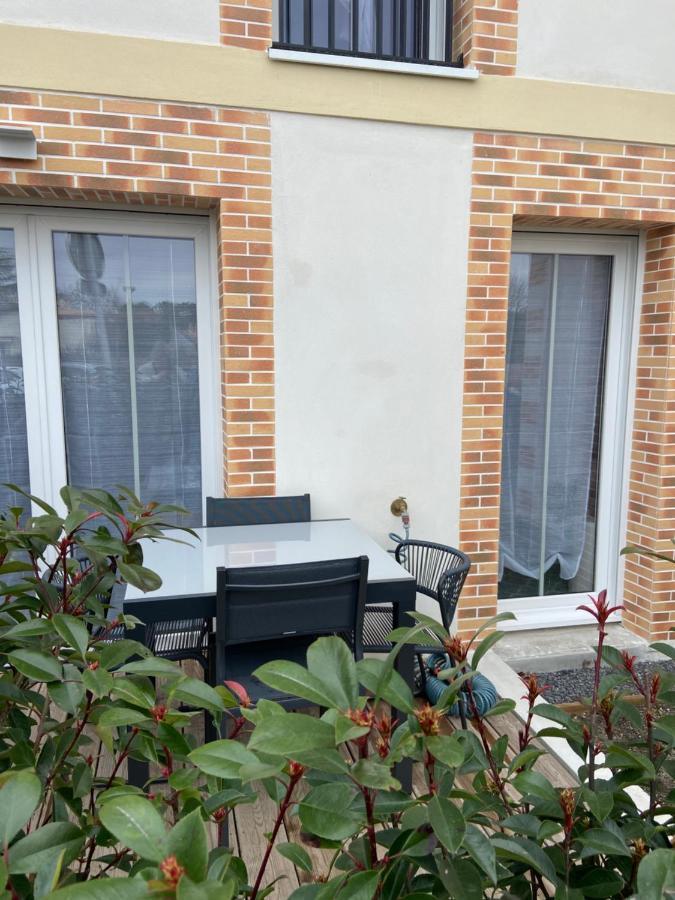 Charmant Appartement Neuf Et Confortable Classe 4 Etoiles บิสการ์รอส ภายนอก รูปภาพ